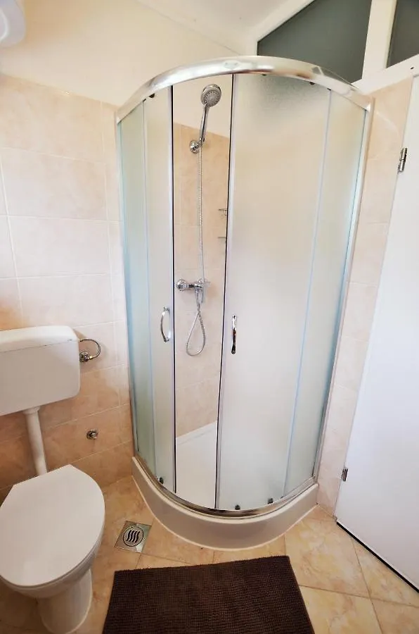 Apartment Leo Umag 0*,  Croatia